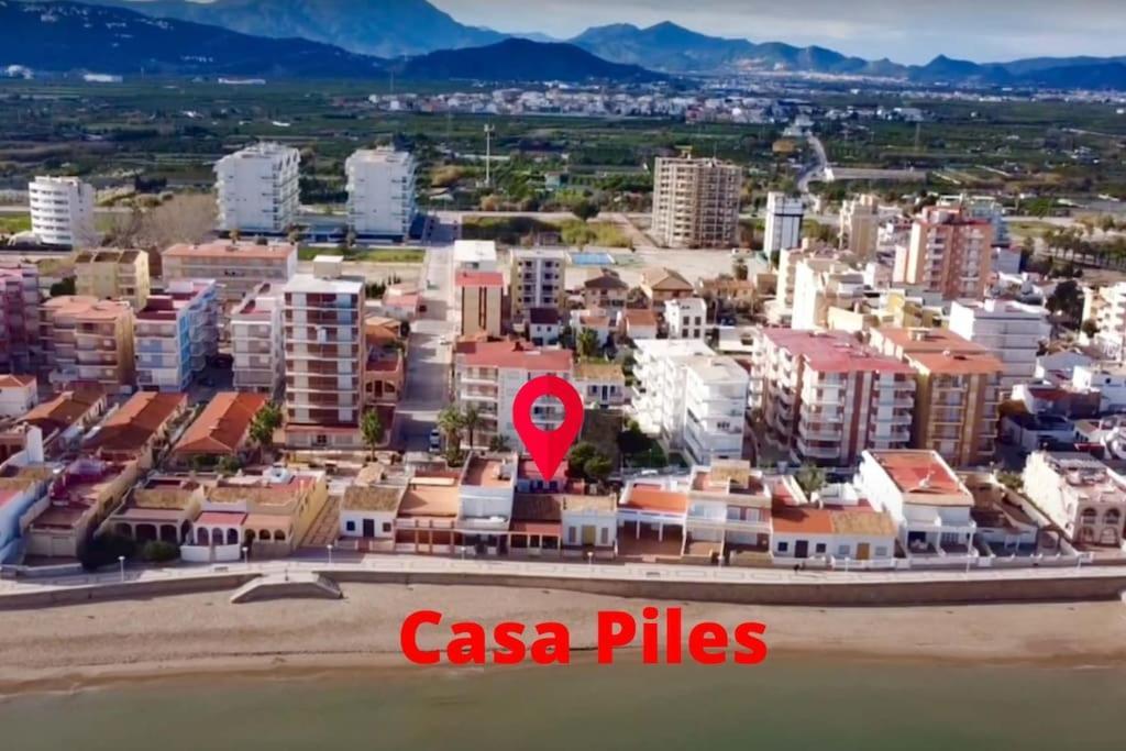 Beachfront House Piles Ngoại thất bức ảnh